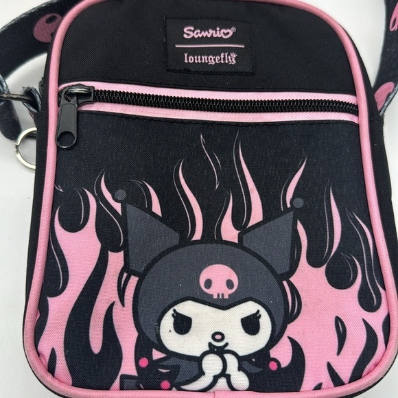 Kuromi by Sanrio Loungefly Black Pink Nylon Crossbody Bag NYB6056 - Picture 2 of 11